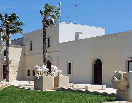 Resort La Brunese Torre dell'Orso Exterior foto