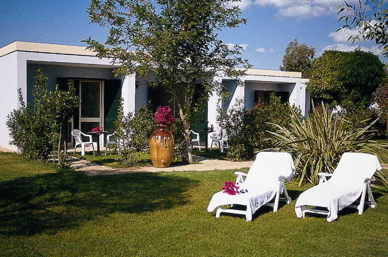 Resort La Brunese Torre dell'Orso Exterior foto